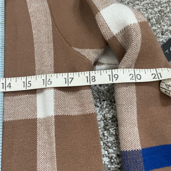 Tahari Notch Collar long Cardigan - Picture 7 of 10